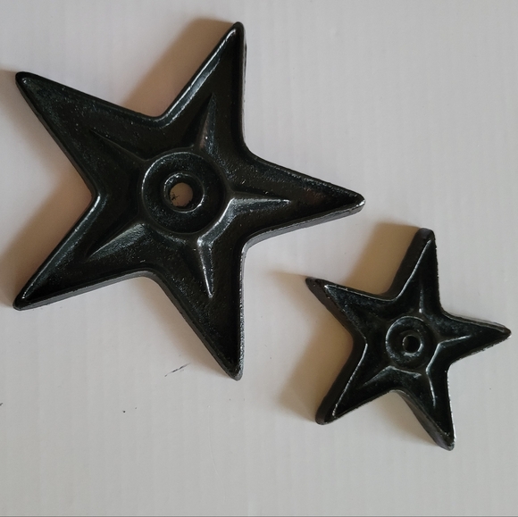 Vintage Rustic Farmhouse Black Cast Iron Star Set, 4" + 2-1/2", Set of 2 - Picture 7 of 8